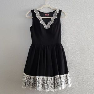 Chi chi Dress size  4